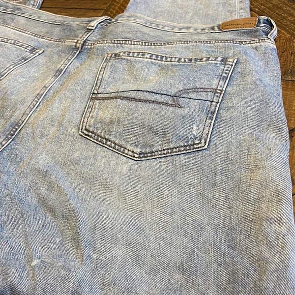 AE Mom Jeans - Picture 9 of 10